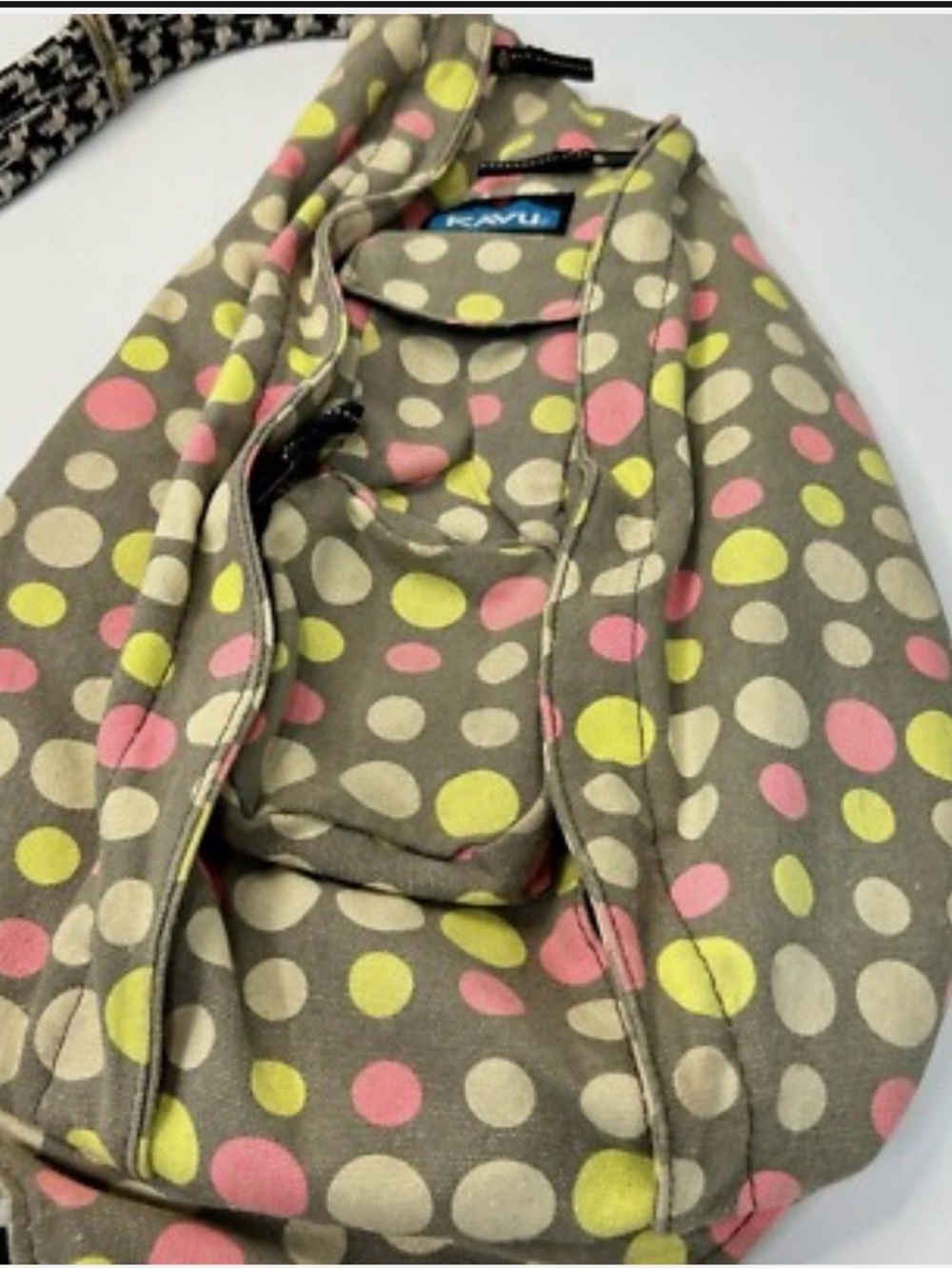 🌿 KAVU Classic Rope Bag Crossbody Sling - Olive Green Polka Dot Print